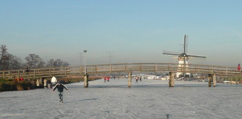 schaatstocht bij kinderdijk